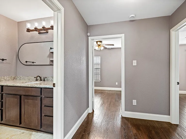 8406 Lakemont Dr — Photo 19