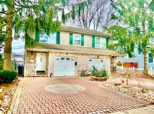 1820 Ludlow St, Rahway, NJ 07065