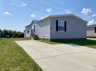 33156 Grape Arbor Dr #75, New Haven, MI 48048