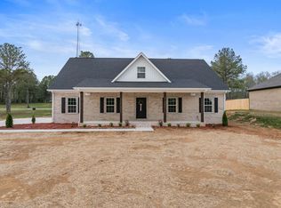 45 County Road 284, Florence, AL 35633