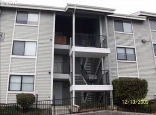 9904 SE Talbert St, Clackamas, OR