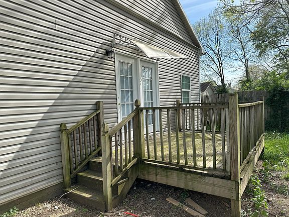 3rd image of 459 Greenwood Ave