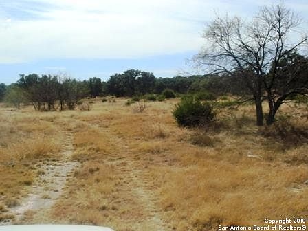 3rd image of 100 ACRES I-10 West