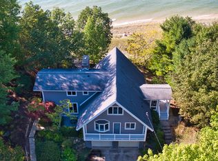 611 Scenic Dr, Muskegon, MI 49445