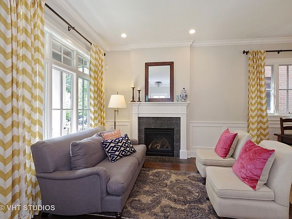 2nd image of 4138 N Paulina St