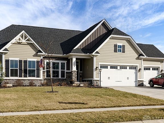 5th image of 3828 Oak Creek Dr