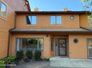 32 English Ln, Brick, NJ 08724