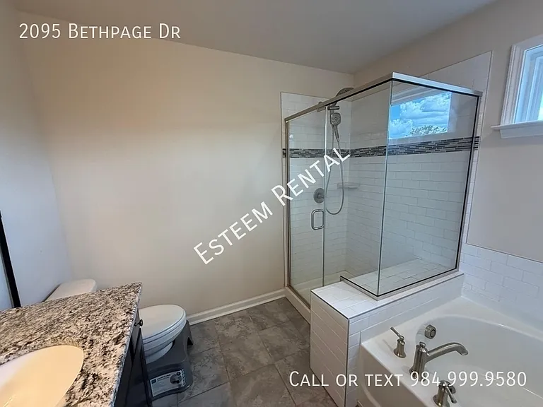 2095 Bethpage Dr — Photo 27