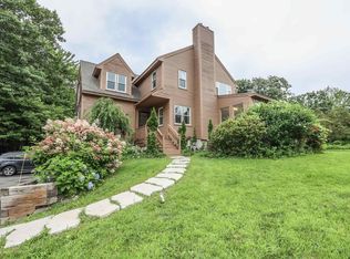 18 Ledgewood Dr #B, Goffstown, NH 03045