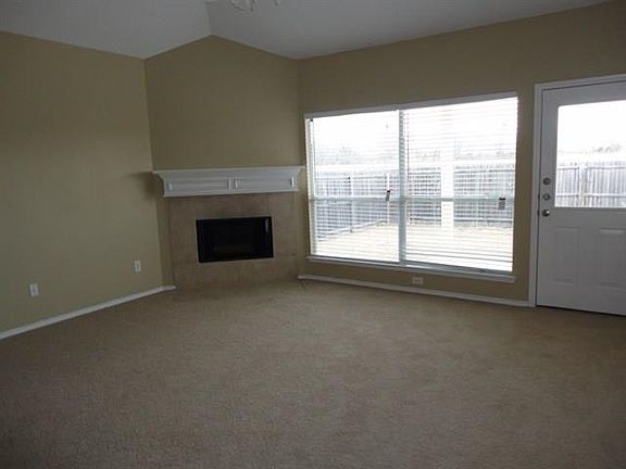 5th image of 1732 Twin Hills Way