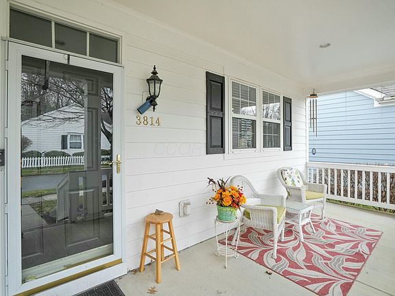 3rd image of 3814 Trellis Ln #119