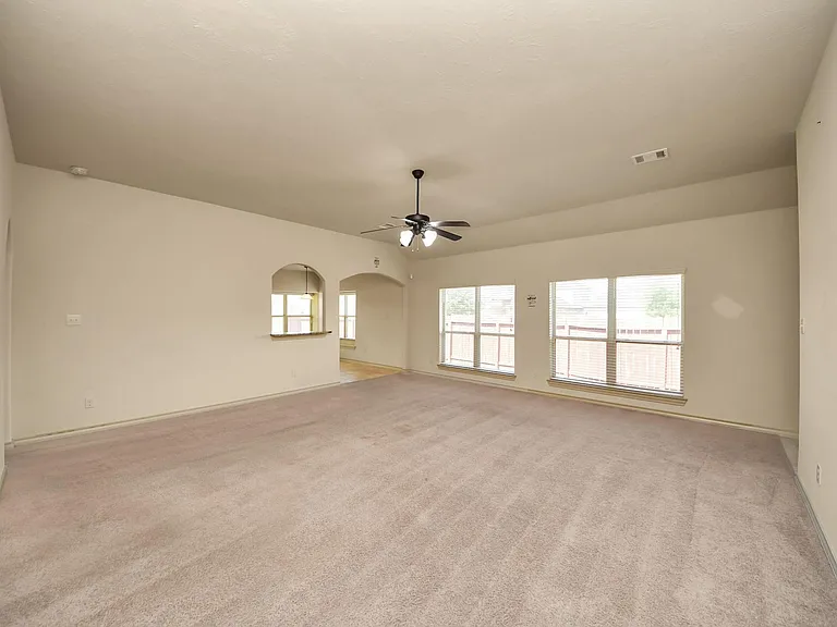 1902 Argos Dr — Photo 15