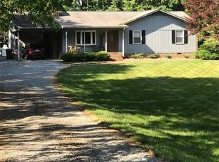 696 Homestead Dr, Lexington, NC 27292
