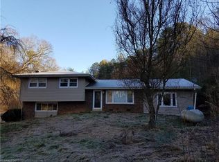 40 Hibiscus Ln, Brevard, NC 28712