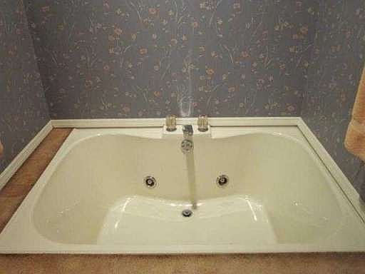4th image of 114 Country Acres Ct