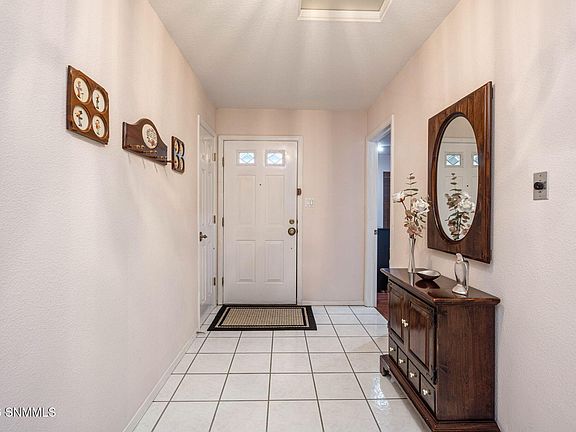 5th image of 932 Lantana Ave