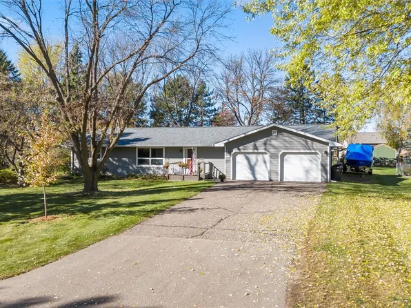 961 N Shore Drive, New Richmond, WI 54017
