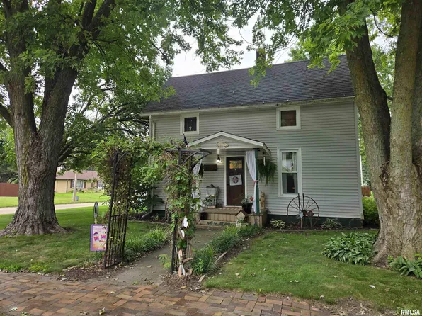 596 N Washington St, Bushnell, IL 61422