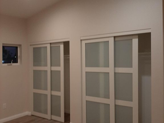 3rd image of 3110 Collier Ave