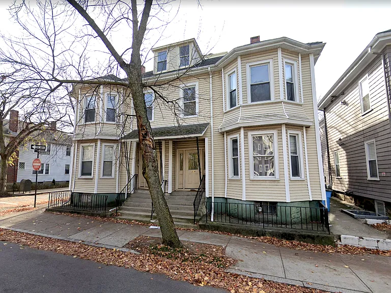 216 Freeman St #21 — Photo 1