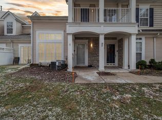 25709 Maritime Cir N, Harrison Township, MI 48045