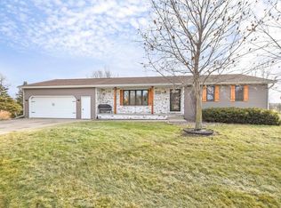 3080 Claymore Ln, New Franken, WI 54229