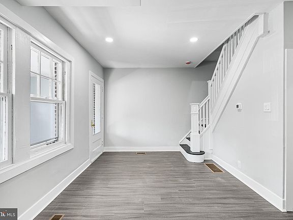 4th image of 2055 W 65th Ave