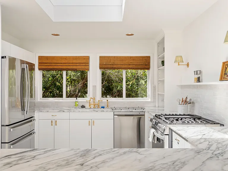 15 Elizabeth Ln — Photo 13