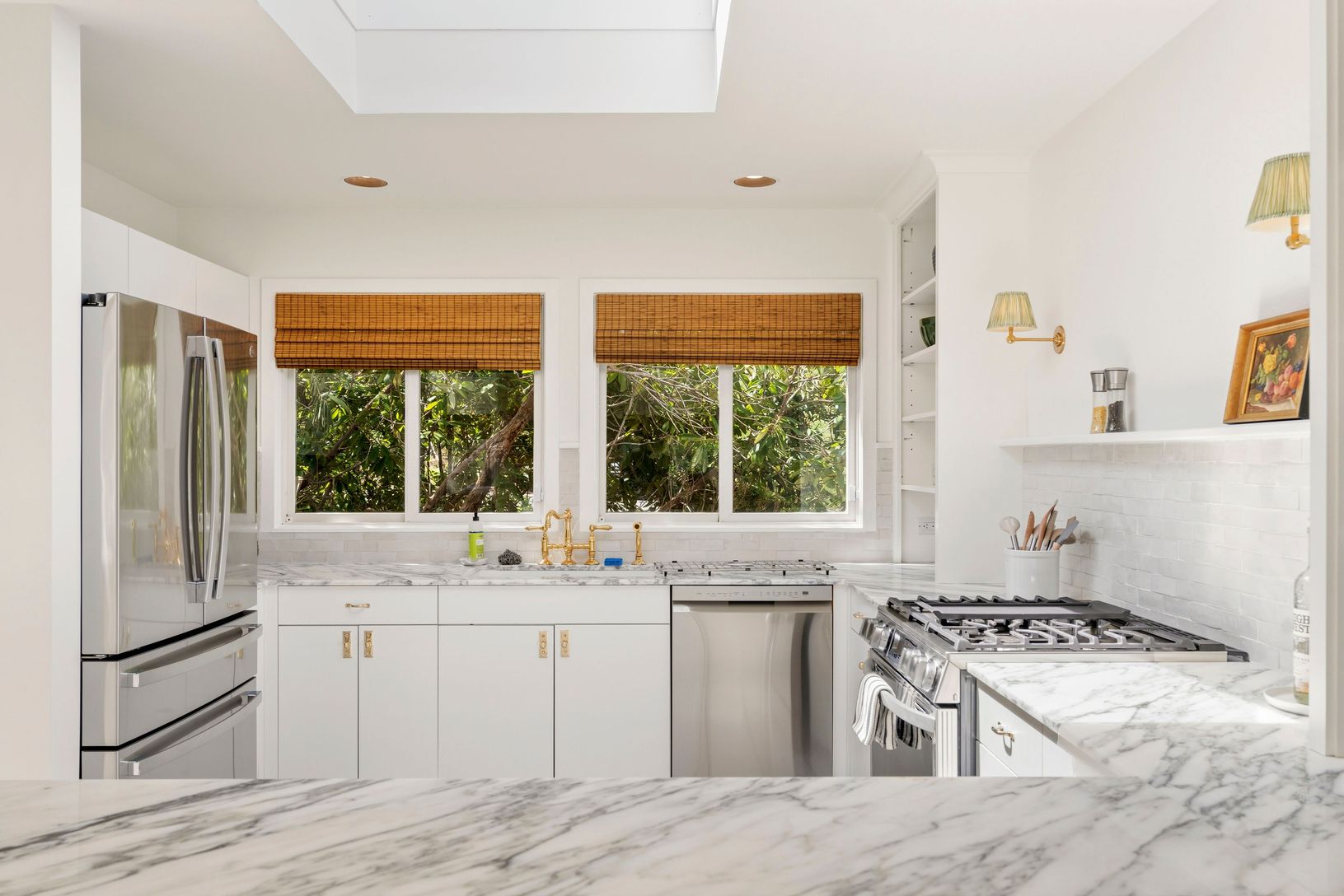  All New Chefs Kitchen - all  new appliances 