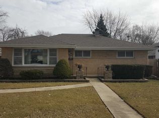 1153 Seymour Ave, Des Plaines, IL 60016