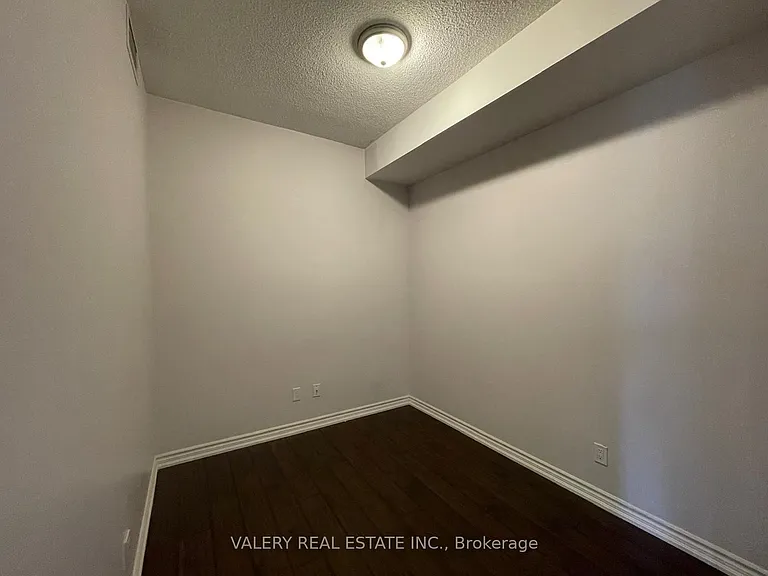 133 Wynford Dr #304 — Photo 8