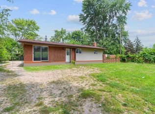 8066 Dawn Dr, Sterling Heights, MI 48314
