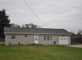25067 Dunny St, Elkhart, IN 46514