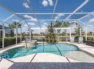 8622 Veronawalk Cir, Naples, FL 34114