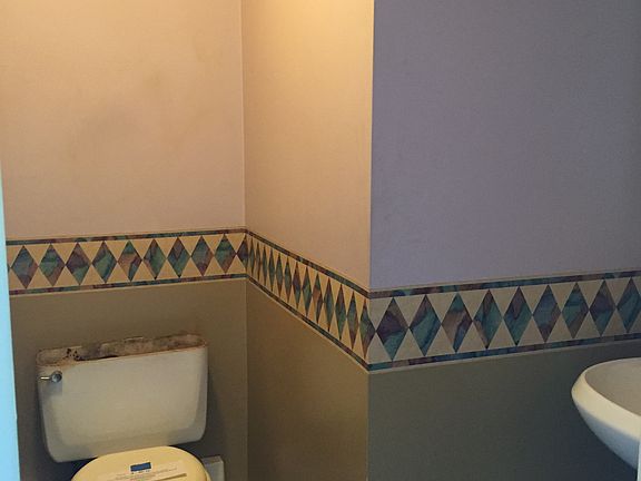5th image of 21 Sterling Dr APT 8