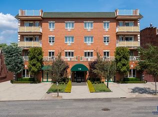 118 Battery Ave #M1, Brooklyn, NY 11209