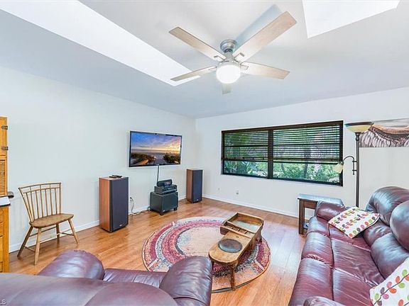 4th image of 4860 Cherry Wood DR