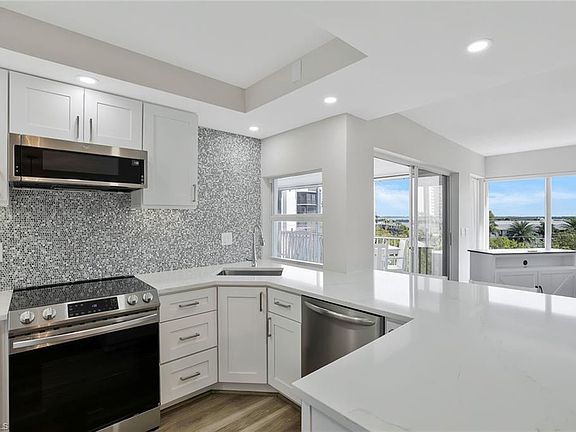 4th image of 1141 S Collier BLVD #307