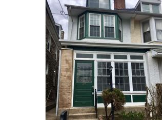 29 E Gravers Ln, Philadelphia, PA 19118