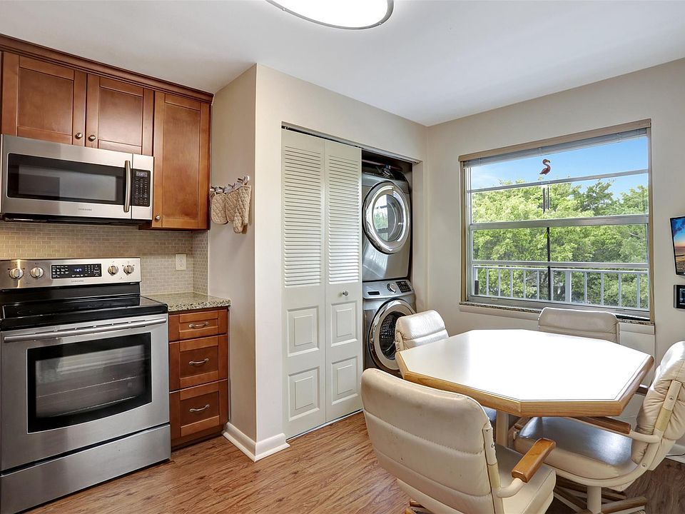 1st image of 1550 NW 80th Avenue #407