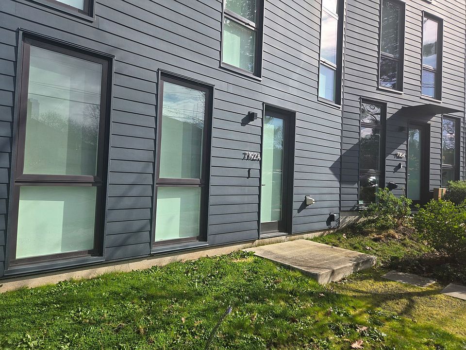 1st image of 7192 N Vancouver Ave House Adu