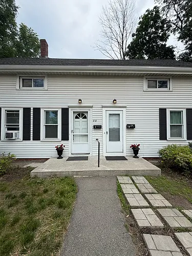 818 Main St #2 Photo 1
