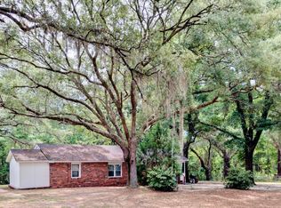 132 Stella Dr, Freeport, FL 32439