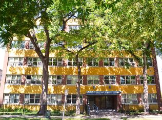 43 Roslyn Rd #407, Winnipeg, MB R3L 0G1