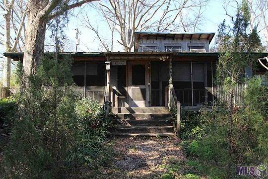 1st image of 8016 W Lakeshore Dr