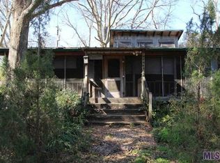 8016 W Lakeshore Dr, Ethel, LA 70730