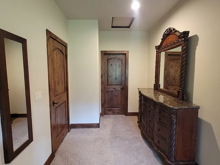 110 Lara Pl — Photo 4