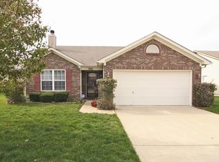 7082 N Lyndhurst Xing, McCordsville, IN 46055