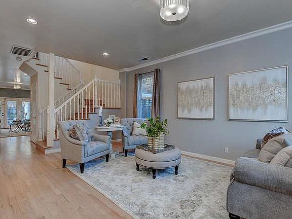 5th image of 1031 Byerley Ave