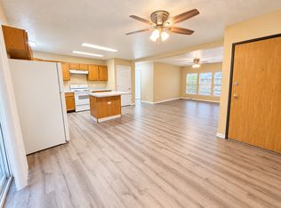 937 S Newcomb Ave APT 8, Sioux Falls, SD 57106